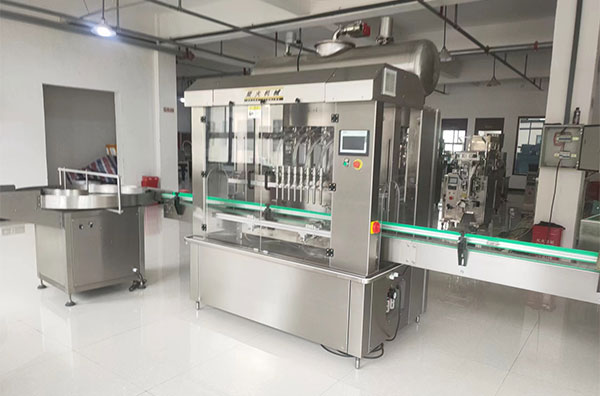 全自動精華液灌裝機設(shè)備的優(yōu)勢優(yōu)點