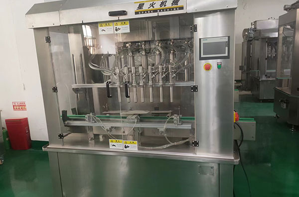 全自動精華液灌裝機設(shè)備的優(yōu)勢優(yōu)點